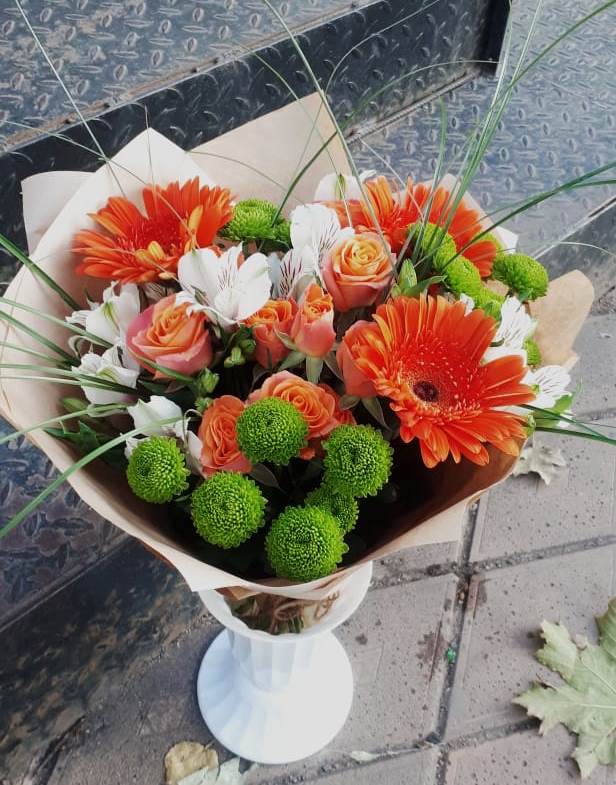 Букет цветов из: Герберы, Хризантемы, Альстромерии и Розы в Уйское