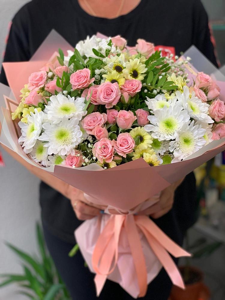 Букет цветов из: Розы и Хризантемы в Уйское