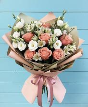 Букет цветов из:  Розы, Альстромерии и Лизиантусы в Уйское