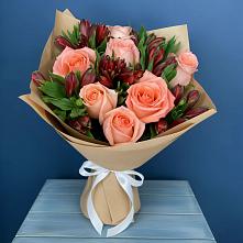 Букет цветов из:  Розы и Альстромерии в Уйское