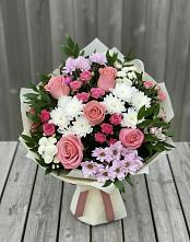 Букет цветов из:  Альстромерии, Гвоздики, Розы и Хризантемы в Уйское