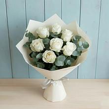 Букет Белые розы в Эвкалипте в Уйское