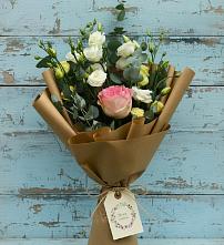 Букет цветов из:  Розы и Лизиантусы в Уйское