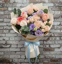Букет цветов из:  Розы, Лизиантусы и Гвоздики в Уйское