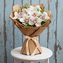 Букет цветов из:  Орхидеи и Розы #REPLACE_PRED# Уйское