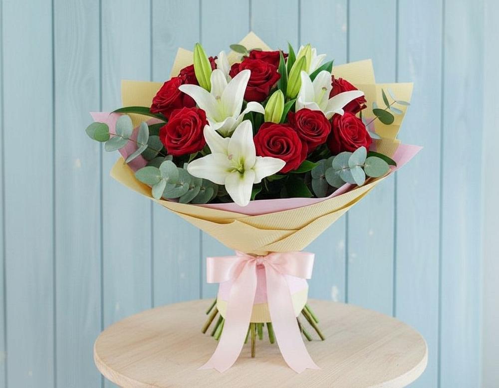 Букет цветов из: Лилии и Розы в Уйское